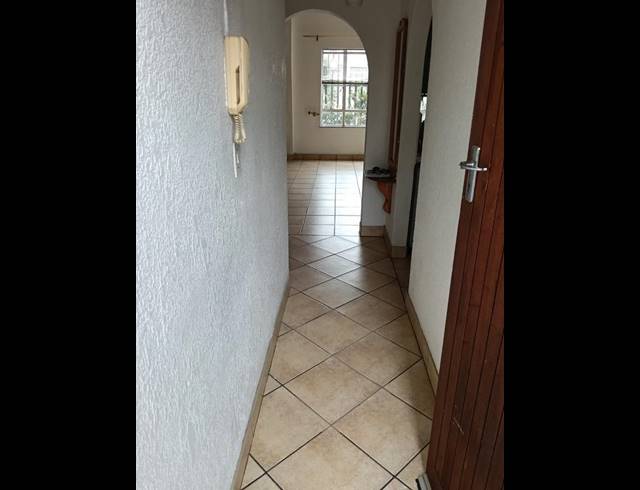 2 BEDROOM TOWNHOUSE FOR SALE IN ALBERTON NORTH